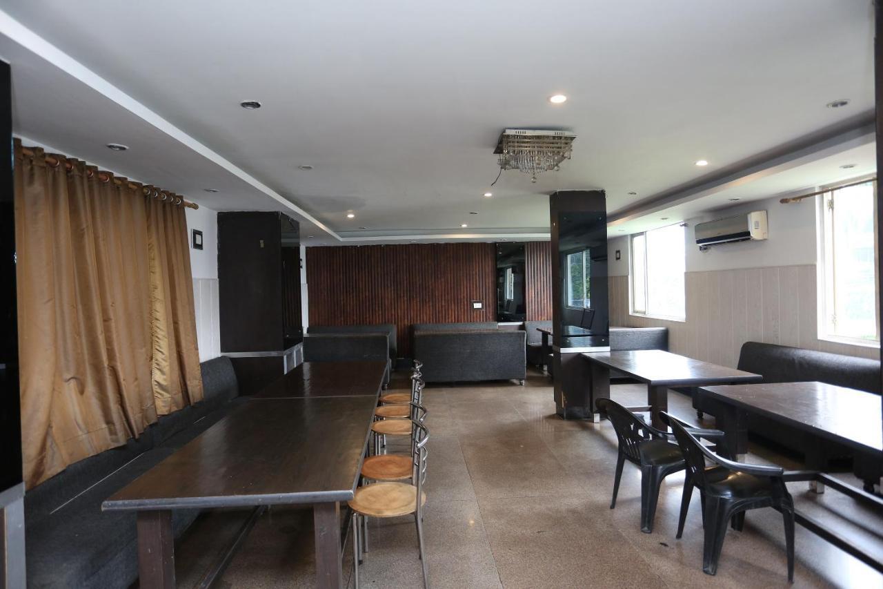 Oyo 5844 Hotel Drive Inn Raiwala Экстерьер фото